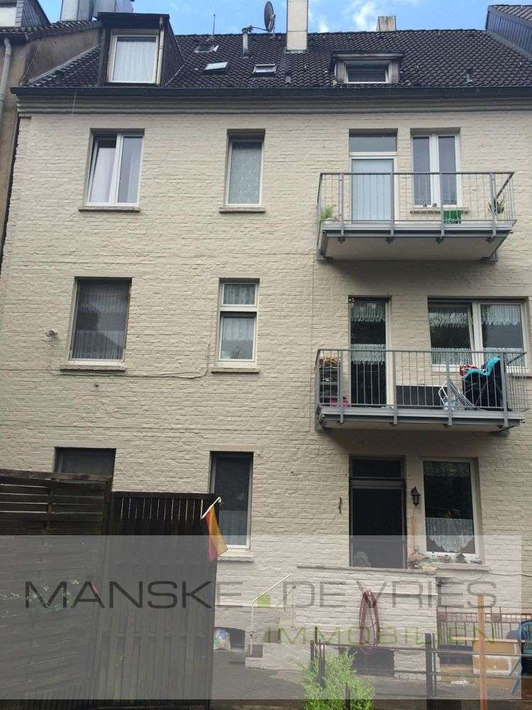 Haus zum Kaufen in Essen 470.000 € 331 m²
