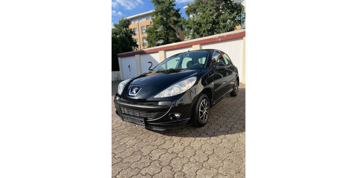Peugeot 206 142.000 km 3.399 &euro; Duisburg 47229