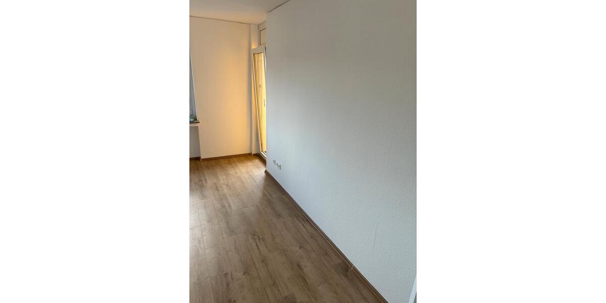Etagenwohnung Düsseldorf Derendorf - 3 Zimmer, 70 m&sup2;, 1.200&euro; | Angebot:26362632