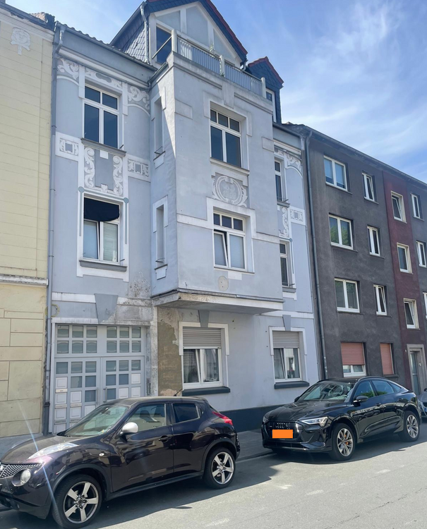 Haus zum Kaufen in Duisburg 440.000 € 440 m²