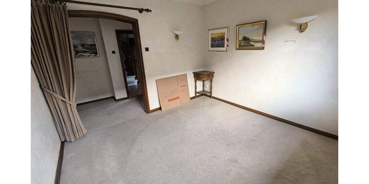 Doppelhaushälfte Duisburg Bergheim - 7 Zimmer, 149 m&sup2;, 379.000&euro; | Angebot:24782879