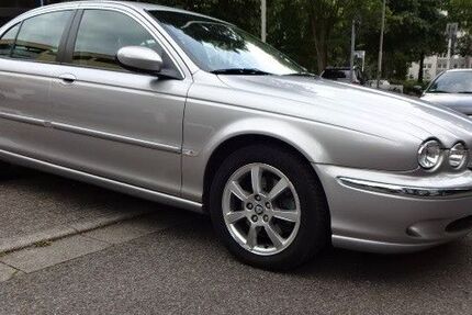 Jaguar X-Type 187.500 km 3.999 &euro; Essen 45276