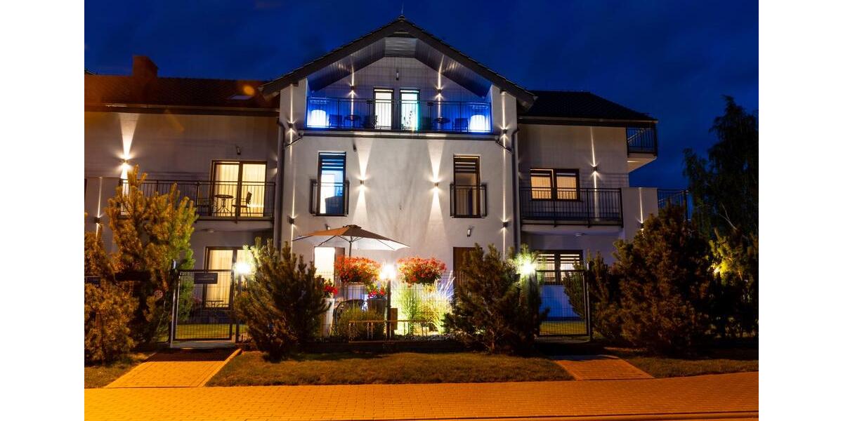 Haus und Gästehaus zum Verkauf im Küstenviertel Grzybowo 18 zimmer