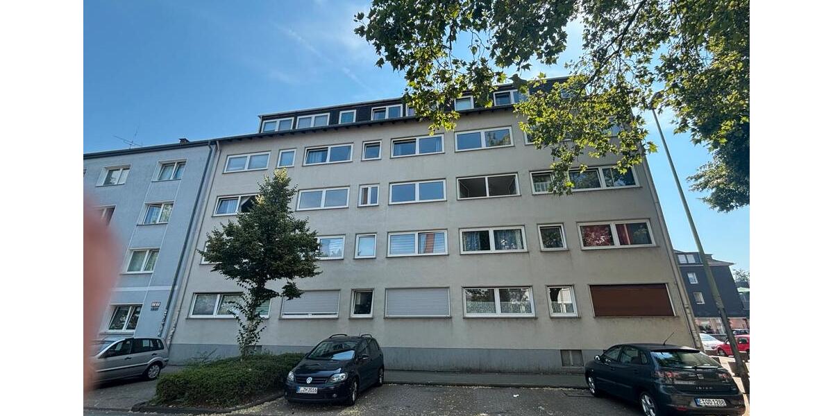Dachgeschoßwohnung Essen Stadtbezirk VI - 2 Zimmer, 54 m&sup2;, 99.000&euro; | Angebot:27022660