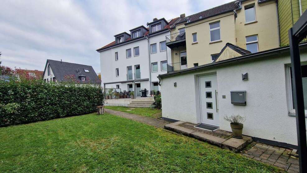 Haus zum Kaufen in Mülheim 795.000 € 346.96 m² 1 zimmer