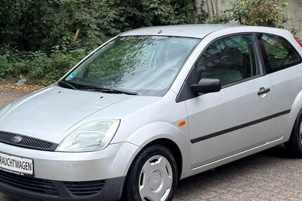 Ford Fiesta 195.000 km 950 &euro; Neuss 41460