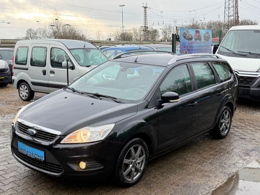 Ford Focus 160.000 km 2.499 € Bottrop 46238