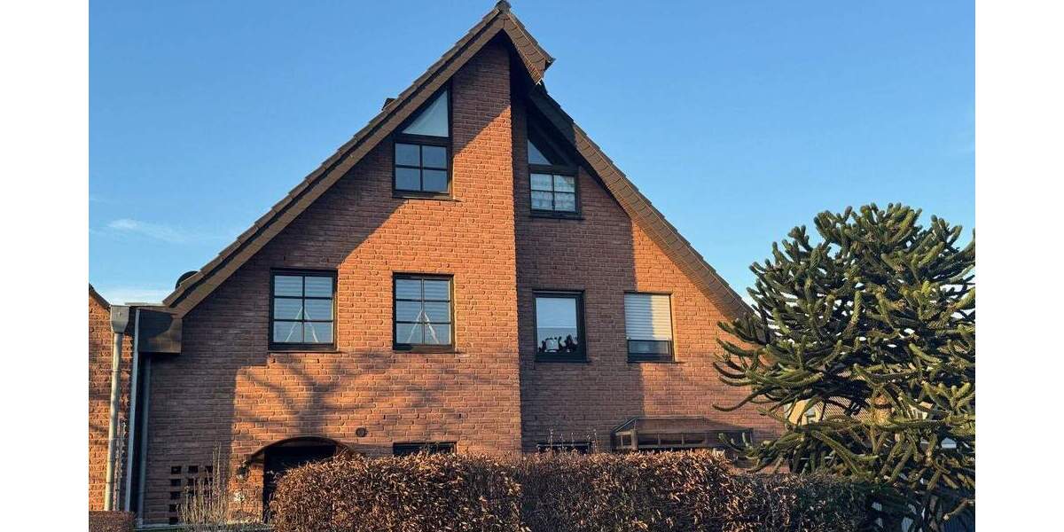 Doppelhaushälfte Krefeld Inrath/Kliedbruch - 4 Zimmer, 126 m&sup2;, 378.000&euro; | Angebot:24712562