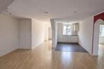 Dachgeschoßwohnung Krefeld Cracau - 3 Zimmer, 86 m&sup2;, 600&euro; | Angebot:26286777