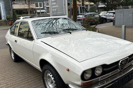 Alfa Romeo Alfetta 22.325 km 27.990 &euro; Düsseldorf 40476
