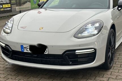 Porsche Panamera 94.000 km 71.790 € Haan 42781