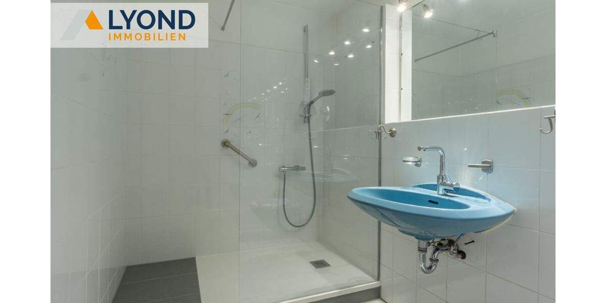 Etagenwohnung Moers Schwafheim - 2 Zimmer, 71 m&sup2;, 220.000&euro; | Angebot:24112651