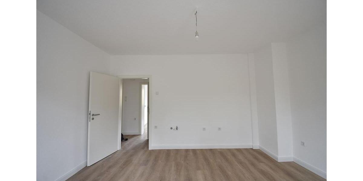 Saniert! Moderne 2-Zi-Whg mit Balkon am Beecker Marktplatz 2 zimmer