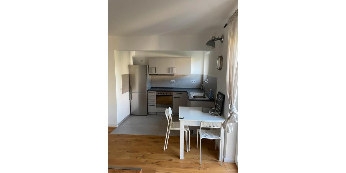 Etagenwohnung Essen Stadtkern - 2 Zimmer, 38 m&sup2;, 700&euro; | Angebot:24859447