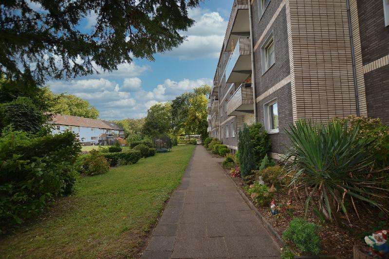 Wohnung zum Kaufen in Duisburg 95.000 € 74 m² 3 zimmer