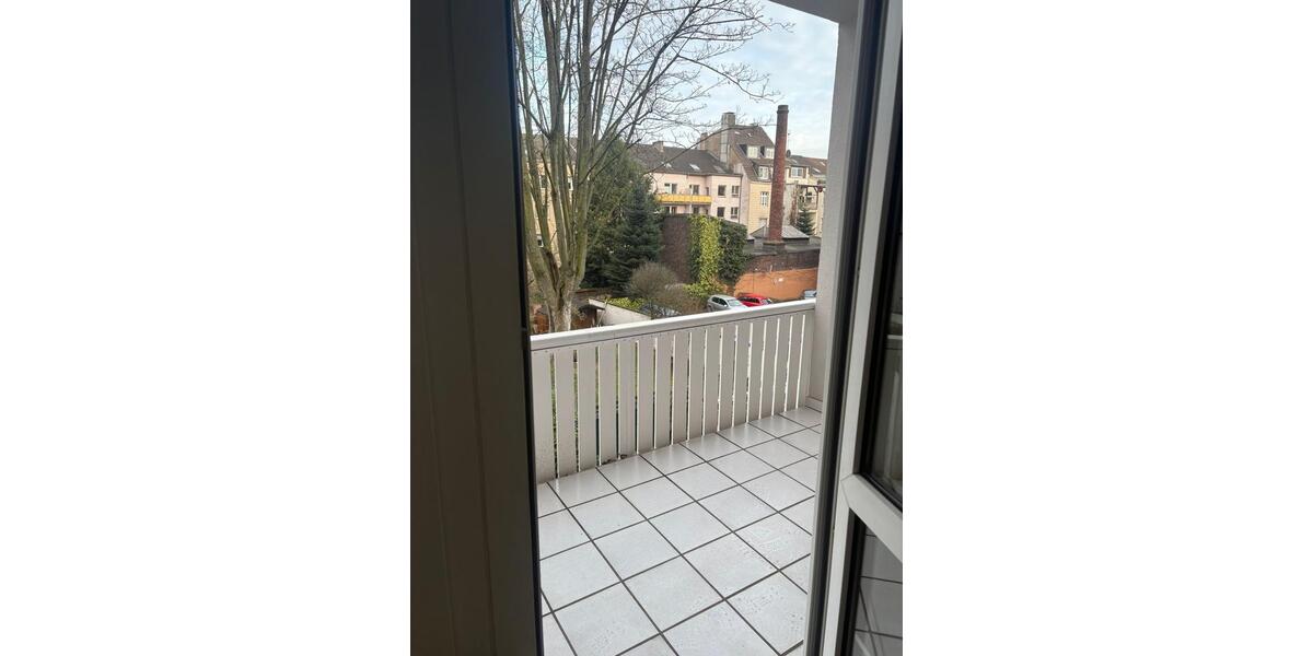 Etagenwohnung Mülheim an der Ruhr Linksruhr - 3 Zimmer, 97 m&sup2;, 750&euro; | Angebot:25230102