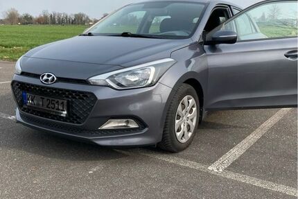 Hyundai i20 83.000 km 8.200 &euro; Willich 47877