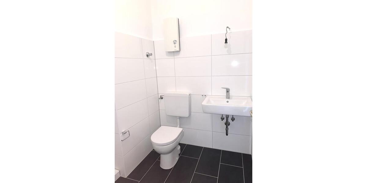 Dachgeschoßwohnung Duisburg Hamborn - 2.5 Zimmer, 55 m&sup2;, 369&euro; | Angebot:24807016