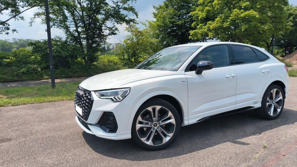 Audi Q3 17.031 km 33.000 &euro; Düsseldorf 40211