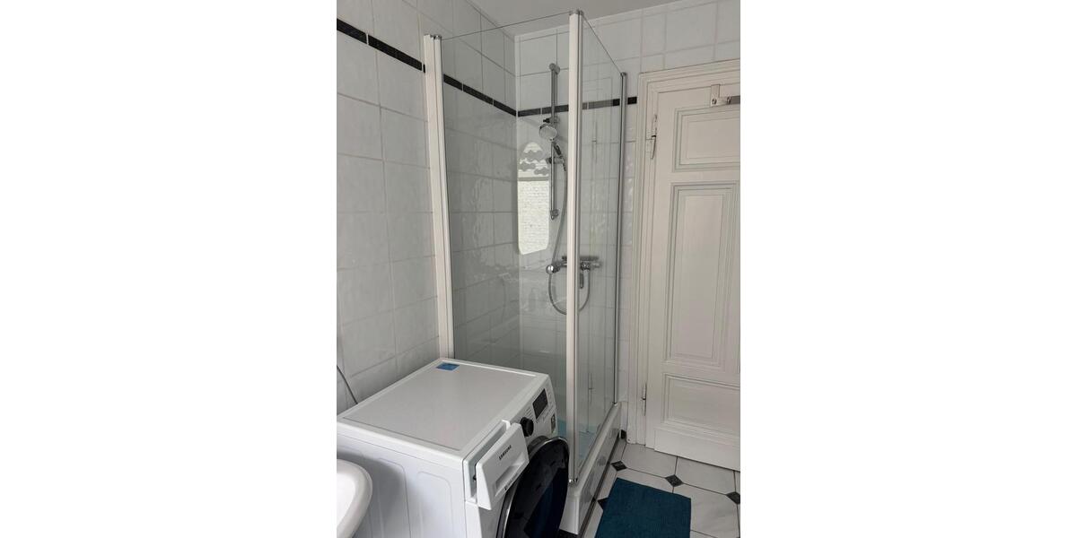 Etagenwohnung Düsseldorf Stadtbezirk 3 - 2 Zimmer, 75 m&sup2;, 1.400&euro; | Angebot:26278825