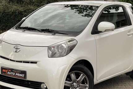 Toyota iQ 141.000 km 5.300 &euro; Krefeld 47798