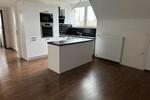 Dachgeschoßwohnung Krefeld Benrad - 2 Zimmer, 80 m&sup2;, 700&euro; | Angebot:26350529