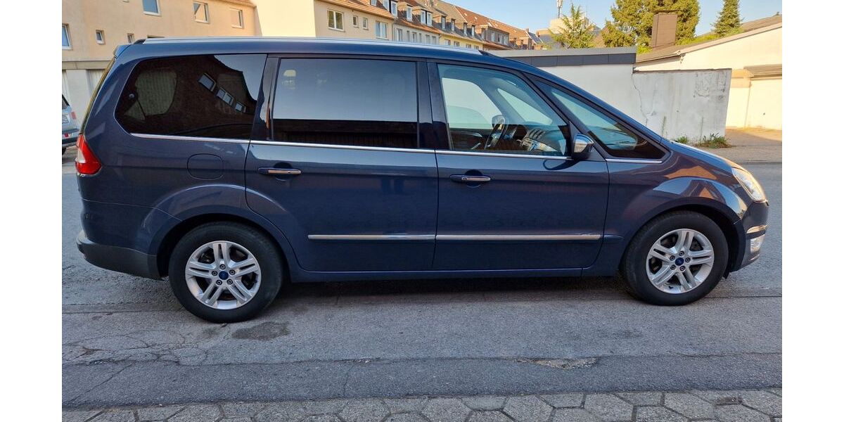 Ford Galaxy 179.000 km 10.399 &euro; Gelsenkirchen 45881