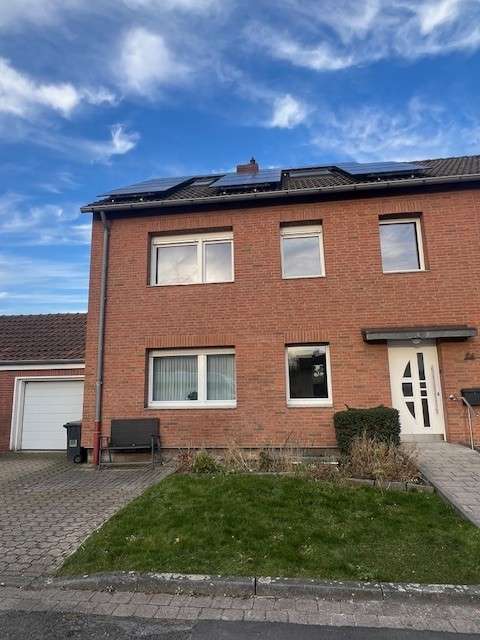 Haus zum Kaufen in Duisburg 434.000 € 112 m²