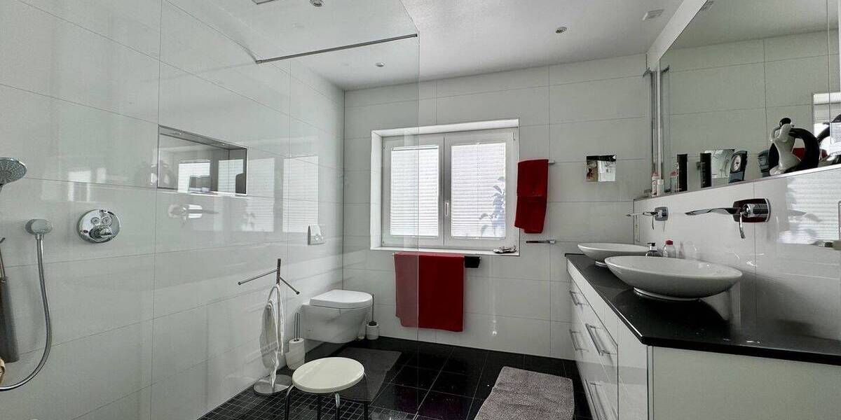 Einfamilienhaus Krefeld Verberg - 4 Zimmer, 119 m&sup2;, 570.000&euro; | Angebot:25744002