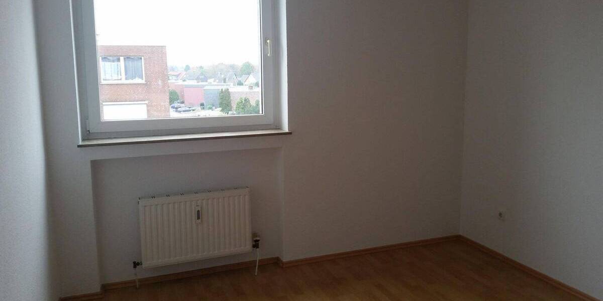 Etagenwohnung Moers Hochstraß - 3 Zimmer, 73 m&sup2;, 675&euro; | Angebot:26886404