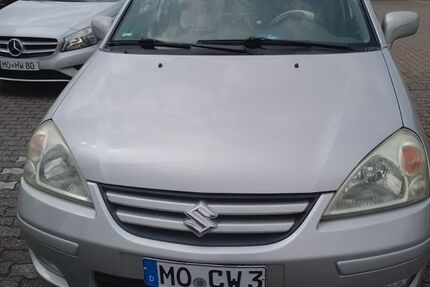 Suzuki Liana 164.000 km 2.800 &euro; Moers 47445