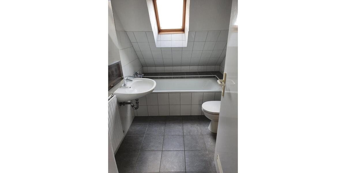 Etagenwohnung Duisburg Essenberg - 3 Zimmer, 52 m&sup2;, 450&euro; | Angebot:25511257