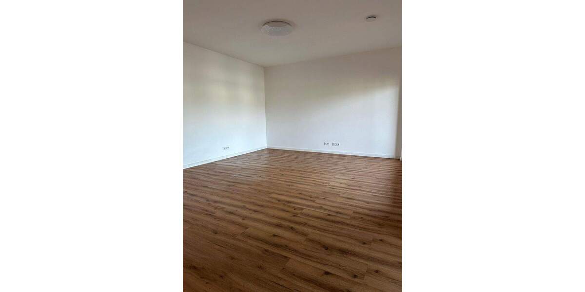 Terrassenwohnung Krefeld Stadtmitte - 4 Zimmer, 132 m&sup2;, 1.500&euro; | Angebot:25547362