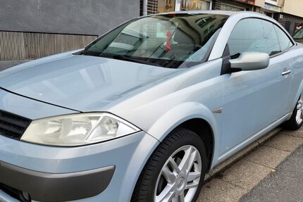 Renault Megane II Coupé-Cabriolet 196.000 km 2.200 € Essen 45121