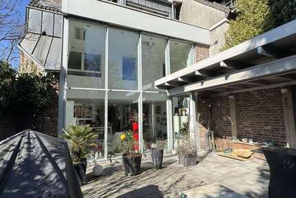 Haus zum Kaufen in Oberhausen 849.000 € 227.13 m² 9 zimmer