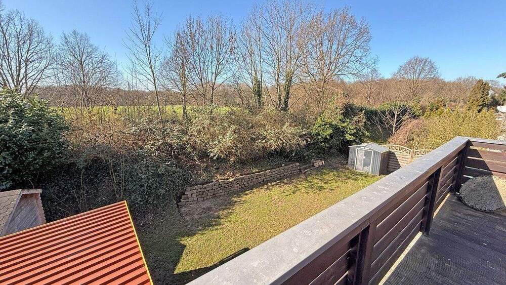 Etagenwohnung Dinslaken Bruch - 4 Zimmer, 115 m&sup2;, 229.000&euro; | Angebot:25684457