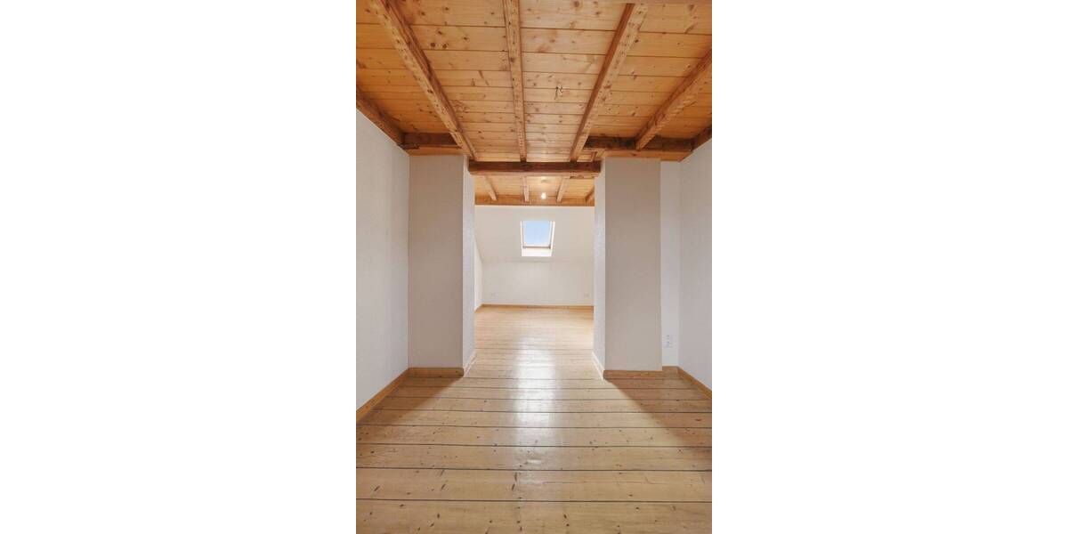 Reihenmittelhaus Neuss Pomona - 7 Zimmer, 144 m&sup2;, 360.000&euro; | Angebot:26733427
