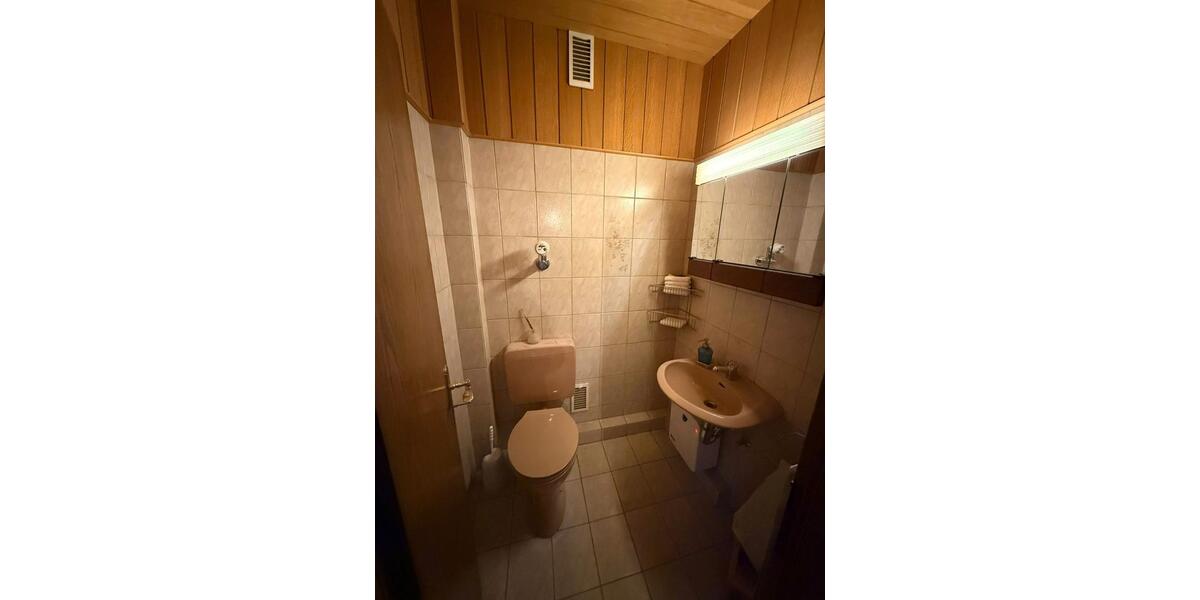 Etagenwohnung Duisburg Mittelmeiderich - 3 Zimmer, 94 m&sup2;, 145.000&euro; | Angebot:26380330