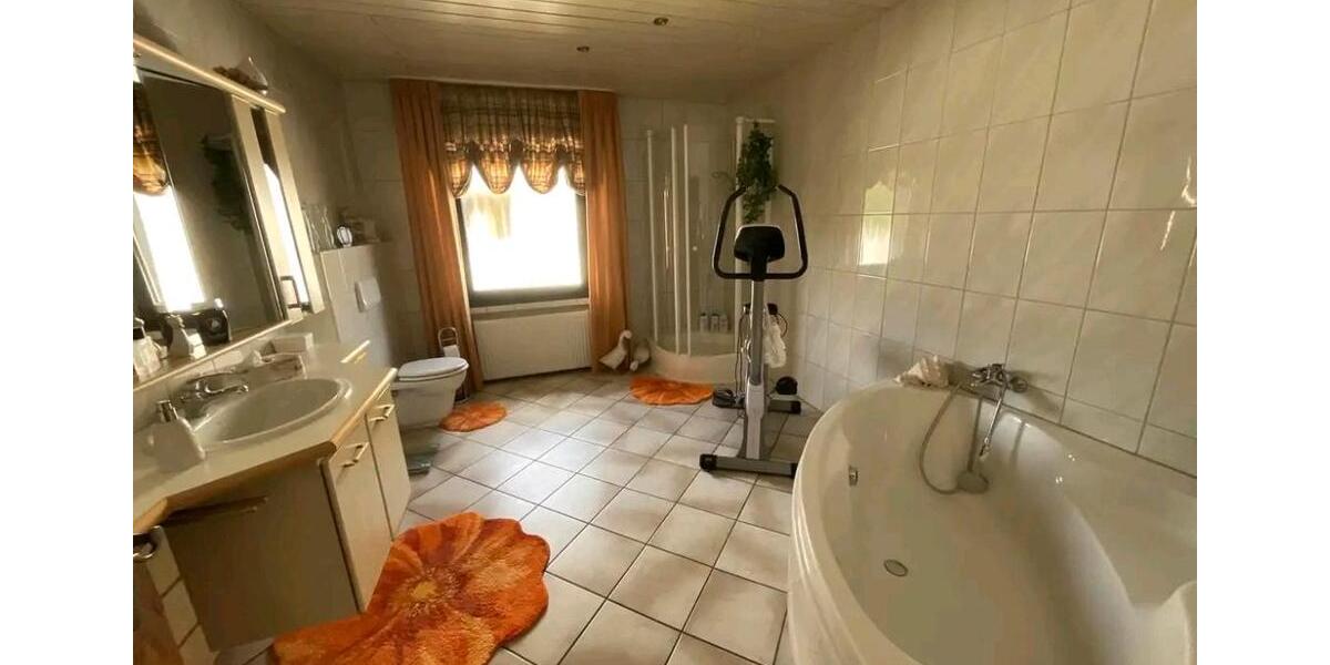 Einfamilienhaus Duisburg Walsum - 5 Zimmer, 128 m&sup2;, 398.000&euro; | Angebot:25644440