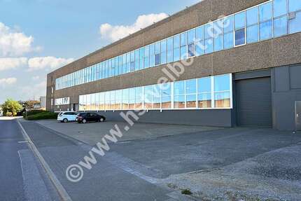 Halle in Velbert 8.602 € 1936 m² zimmer