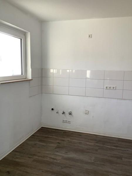 Großzügige,renovierte 2-Zimmer-Wohnung mit Balkon in Frohnhausen! zimmer