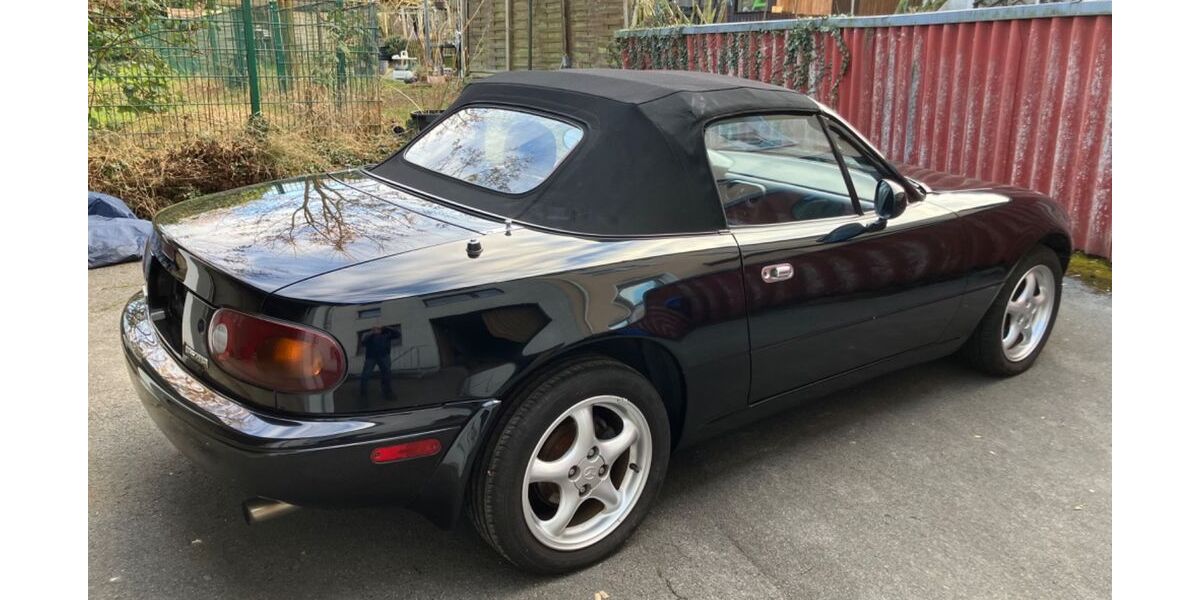 Mazda MX-5 186.000 km 8.490 &euro; Essen 45356