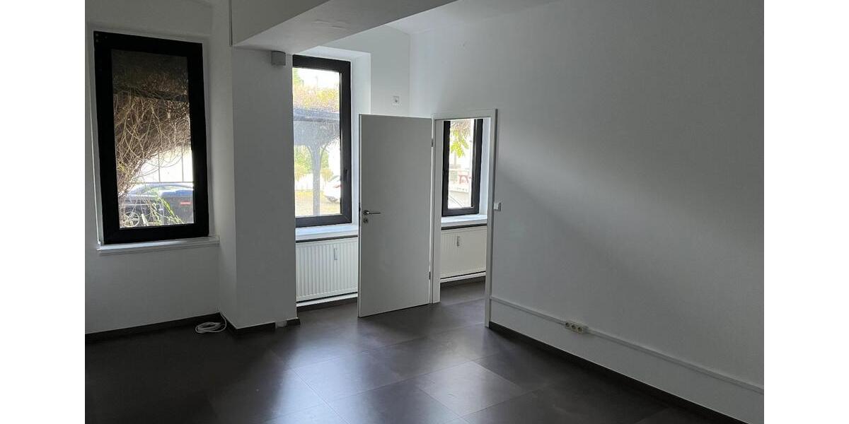 Gewerbeobjekt Neuss - 1.500&euro; | Angebot:26383854