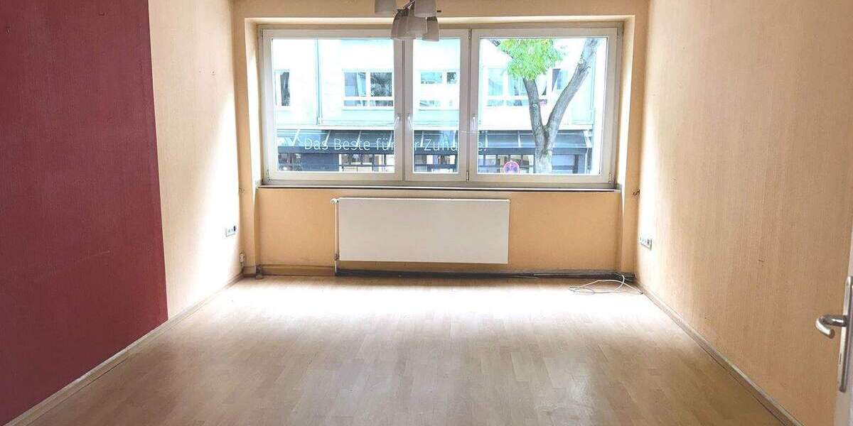 Etagenwohnung Düsseldorf Friedrichstadt - 4 Zimmer, 89 m&sup2;, 360.000&euro; | Angebot:24335103