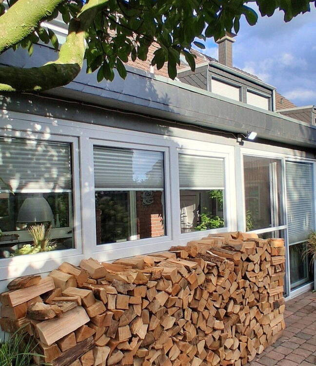 RESERVIERT _ 1 FAM.-REIHENHAUS MIT GARAGE PROVISIONSFREI IN DINSLAKEN-OBERLOHBERG 3 zimmer