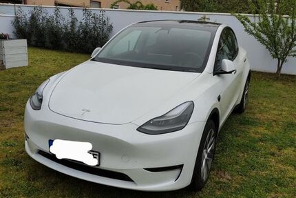 Tesla Model Y 28.000 km 35.300 &euro; Duisburg 47249