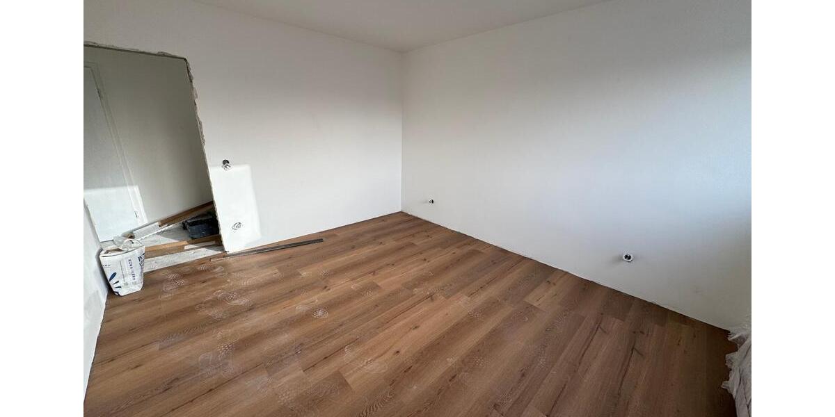 Etagenwohnung Duisburg Rheinhausen - 2 Zimmer, 54 m&sup2;, 585&euro; | Angebot:25392995