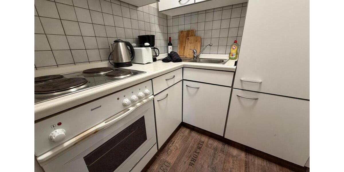 Etagenwohnung Essen Stadtkern - 1.5 Zimmer, 33 m&sup2;, 570&euro; | Angebot:26439706