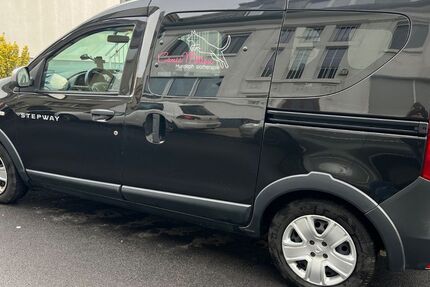 Dacia Dokker 152.000 km 6.890 &euro; Duisburg 47199