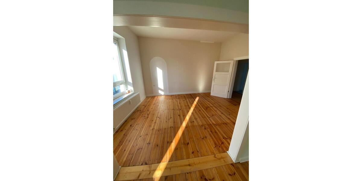 Etagenwohnung Essen Stadtbezirk VI - 3 Zimmer, 82 m&sup2;, 874&euro; | Angebot:26396193